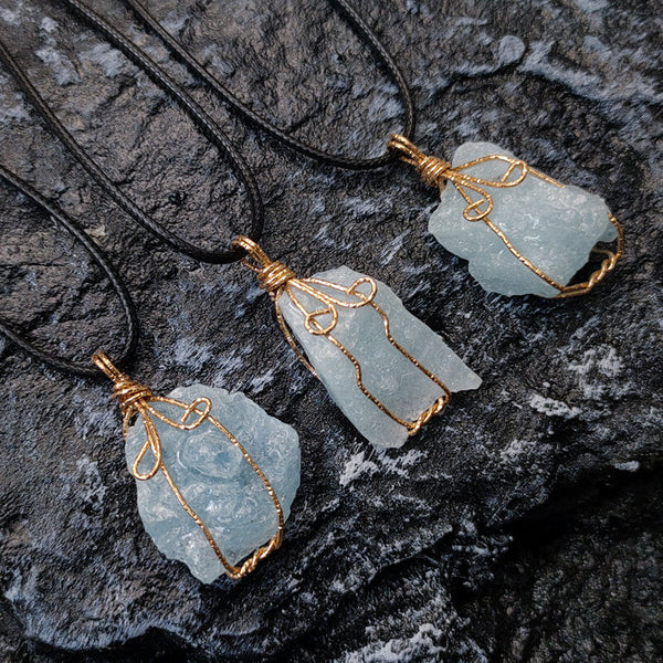 Zen&Spirit Raw Aquamarine Stone Pendant Necklace